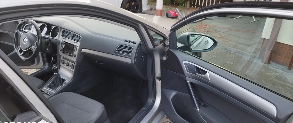 Volkswagen Golf cena 45000 przebieg: 120000, rok produkcji 2014 z Gdynia małe 301